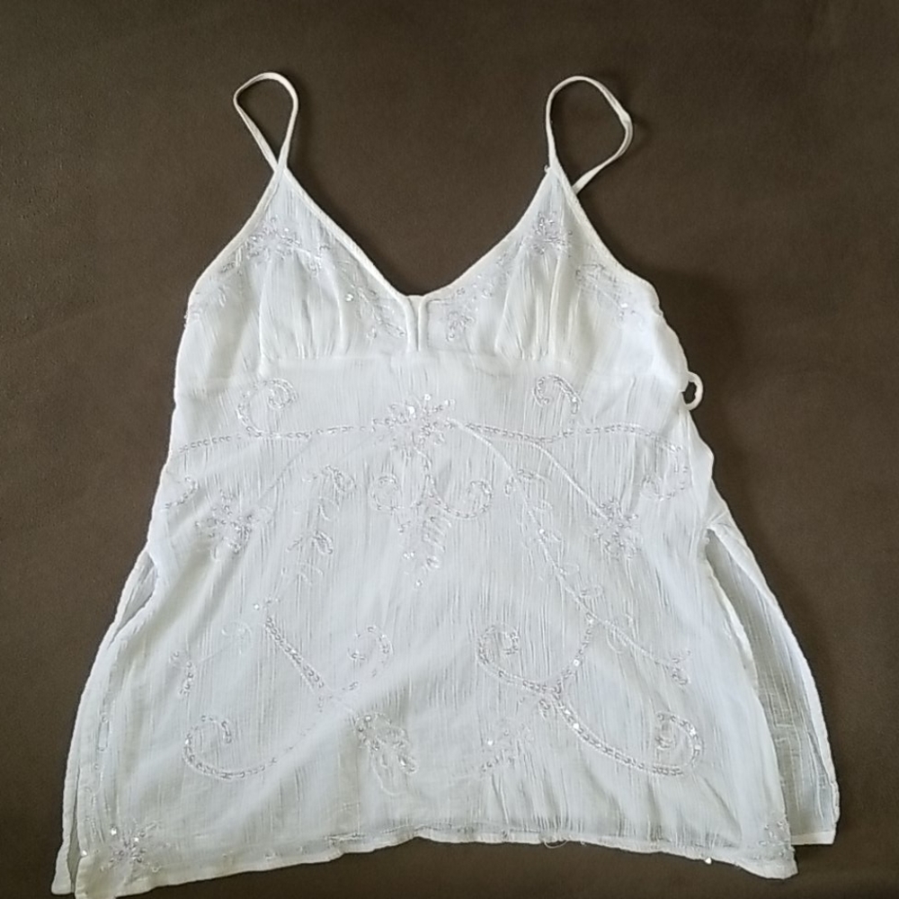 Gorgeous,  fun white tank
